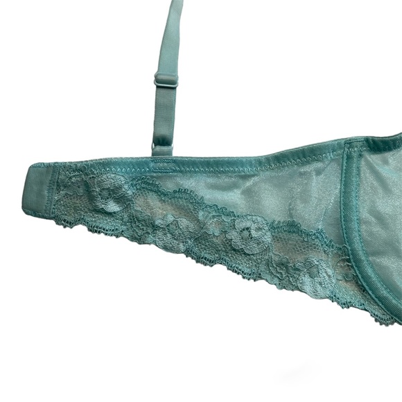 Light Blue Calvin Klein Bra - Shimmer, 32C - Picture 7 of 7